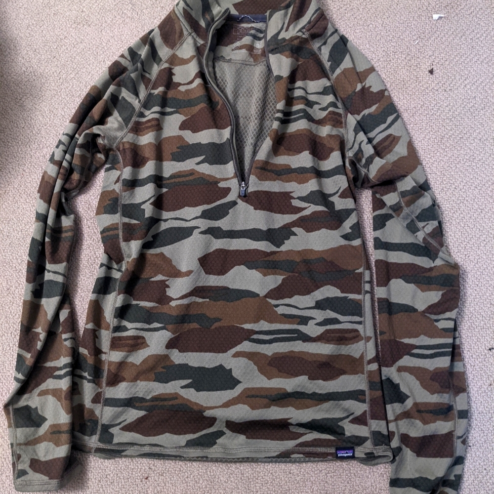 Men's S patagonia 1/4 zip capilene midweight shirt